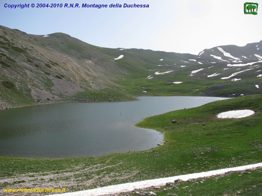 5. Il Lago della Duchessa a Maggio, durante una calda giornata di primavera
